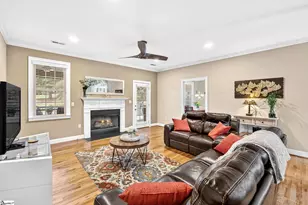30 Belle Terre Ct, Greenville, SC 29609 - Photo 7