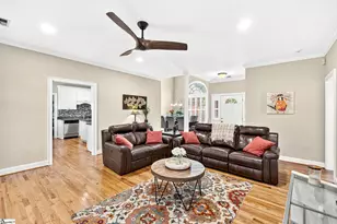 30 Belle Terre Ct, Greenville, SC 29609 - Photo 9