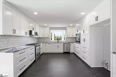 219 Fairview Drive, Greenville, SC 29609 - Photo 7