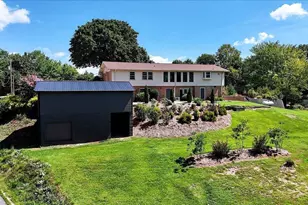 219 Fairview Dr, Greenville, SC 29609 - Photo 35