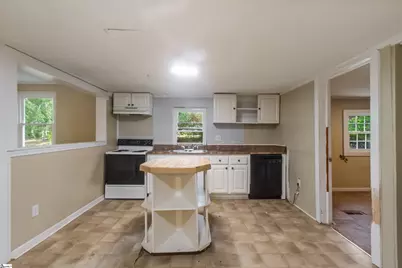 252 N Suber Road, Greer, SC 29651 - Photo 11