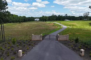 1425 S Harper St, Laurens, SC 29360 - Photo 1