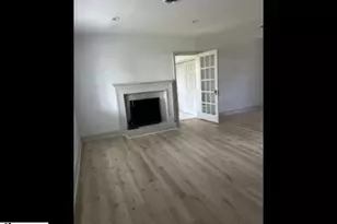 1 Milford Ln, Greenville, SC 29605 - Photo 5