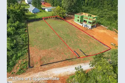 105 S Silver Lake Drive, Taylors, SC 29687 - Photo 1