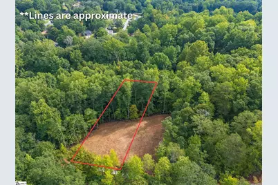 112 N Silver Lake Drive, Taylors, SC 29687 - Photo 1