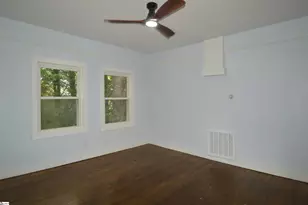 30 Porter St, Tryon, NC 28782 - Photo 15