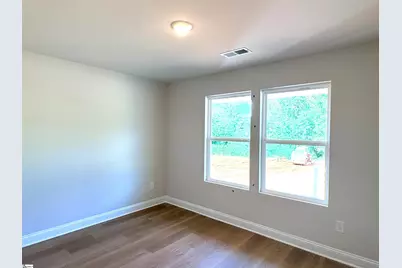 1293 N Highway 101 #4, Greer, SC 29651 - Photo 3