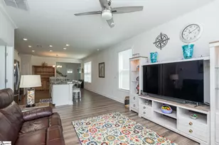 316 Cub Ct, Greenville, SC 29609 - Photo 9