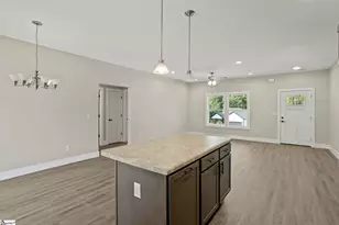 631 Skyline Dr, Campobello, SC 29322 - Photo 11