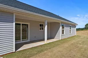 631 Skyline Dr, Campobello, SC 29322 - Photo 23