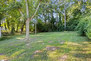 219 Heatherly Dr, Greenville, SC 29611 - Photo 3