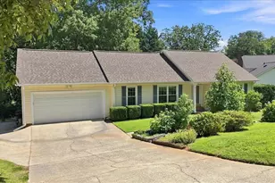 105 Hitching Post Ln, Greenville, SC 29615 - Photo 9