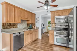 202 Bright Water Ln, Greenville, SC 29609 - Photo 11