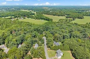 136 Pleasant Woods Rd, Piedmont, SC 29673 - Photo 39