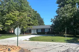 129 Sunset Dr, Mauldin, SC 29662 - Photo 3