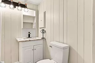 180 Hall Rd, Gaffney, SC 29340 - Photo 17