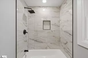 320 Langston Dr, Greenville, SC 29617 - Photo 17