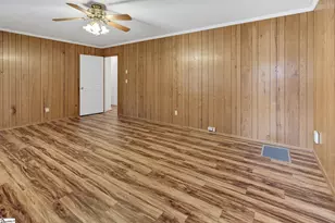 106 S Orchard Dr, Taylors, SC 29687 - Photo 21