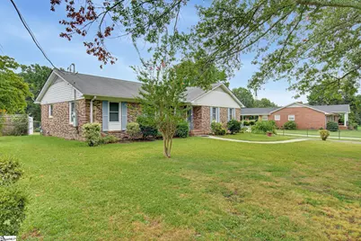 106 S Orchard Drive, Taylors, SC 29687 - Photo 3