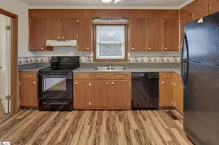 106 S Orchard Dr, Taylors, SC 29687 - Photo 15