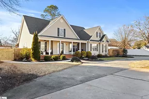 116A Ridge Rd, Greenville, SC 29607 - Photo 3