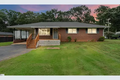 214 Crawford Circle, Spartanburg, SC 29301 - Photo 1