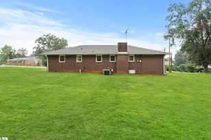 214 Crawford Cir, Spartanburg, SC 29301 - Photo 29