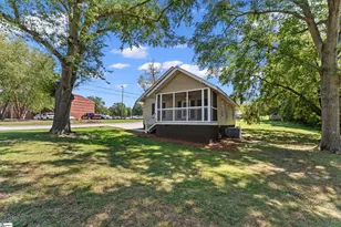 201 Beattie St, Simpsonville, SC 29681 - Photo 3