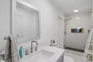 35 W 5th St, Greenville, SC 29611 - Photo 21