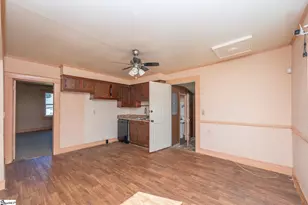 61 Orr St, Greenville, SC 29605 - Photo 11