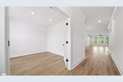 916 Hancy Court, Woodruff, SC 29388 - Photo 3