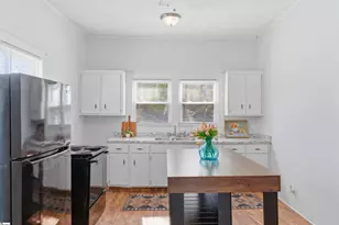 10 Bobo St, Greer, SC 29650 - Photo 5