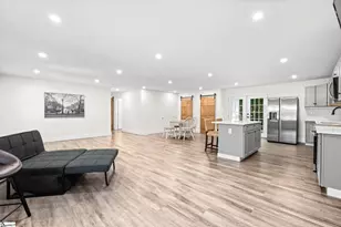 34 Pleasantdale Cir, Greenville, SC 29607 - Photo 11