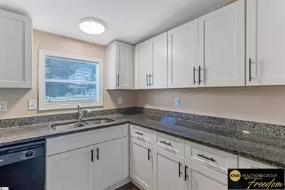 102 Chad Drive, Ninety Six, SC 29666 - Photo 9