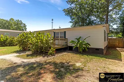 102 Chad Drive, Ninety Six, SC 29666 - Photo 3