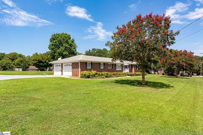 107 Morgan Circle, Simpsonville, SC 29681 - Photo 3