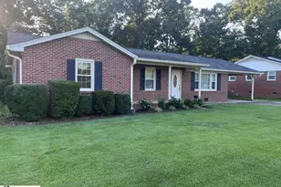 110 Avon Dr, Taylors, SC 29687 - Photo 3