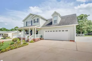 202 Shady Pines Way, Fountain Inn, SC 29644 - Photo 3
