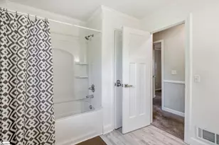 15 Holmsby Ln, Taylors, SC 29687 - Photo 29