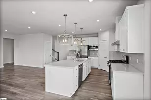 609 Vestrella Rd, Greenville, SC 29605 - Photo 5