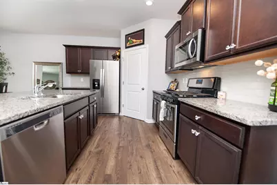 303 Splendid Place, Simpsonville, SC 29680 - Photo 13