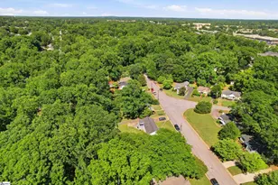 321 Ridgecrest Dr, Greenville, SC 29609 - Photo 29