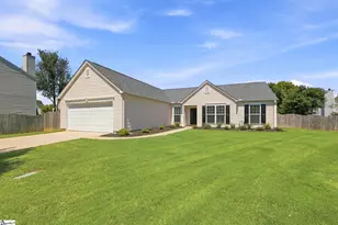 3 Buzzell Ct, Simpsonville, SC 29681 - Photo 3