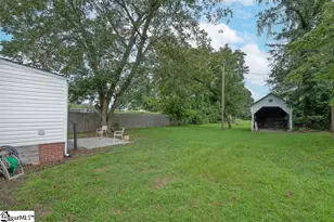 105 E Bearden St, Greer, SC 29651 - Photo 21