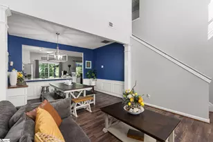 817 Weybourne Dr, Greer, SC 29650 - Photo 5