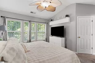 817 Weybourne Dr, Greer, SC 29650 - Photo 23