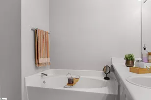 817 Weybourne Dr, Greer, SC 29650 - Photo 25
