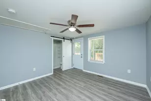 300 Cedar Springs Rd, Spartanburg, SC 29302 - Photo 15