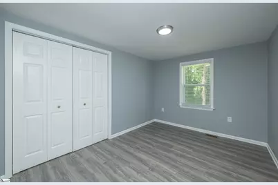 300 Cedar Springs Road, Spartanburg, SC 29302 - Photo 25