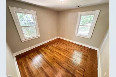 29 Skyland Drive, Greenville, SC 29607 - Photo 11
